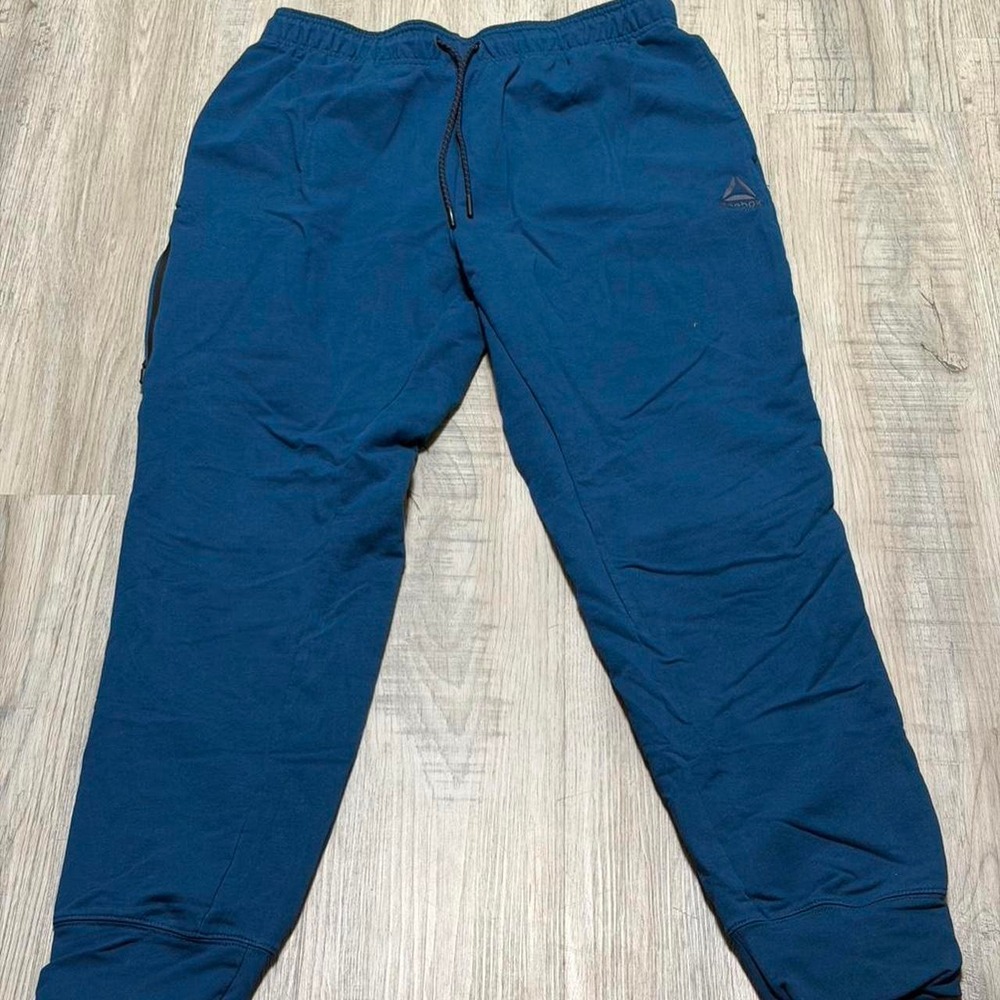 Reebok Joggers Men Large